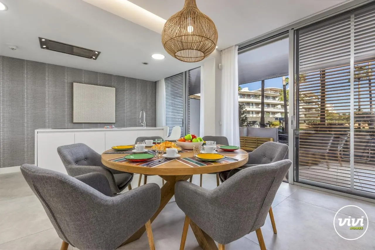 Vivi Homes - Alessio Pool, Sauna, Spa, Gym & Beach Estepona